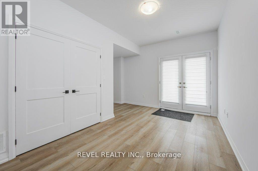 70 - 120 COURT DRIVE - Photo 7
