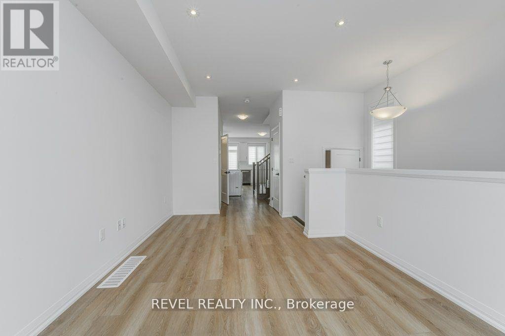 70 - 120 COURT DRIVE - Photo 11