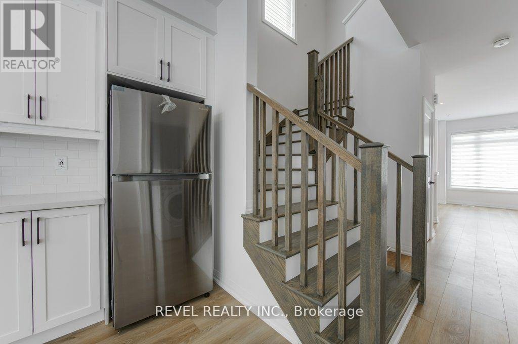 70 - 120 COURT DRIVE - Photo 14