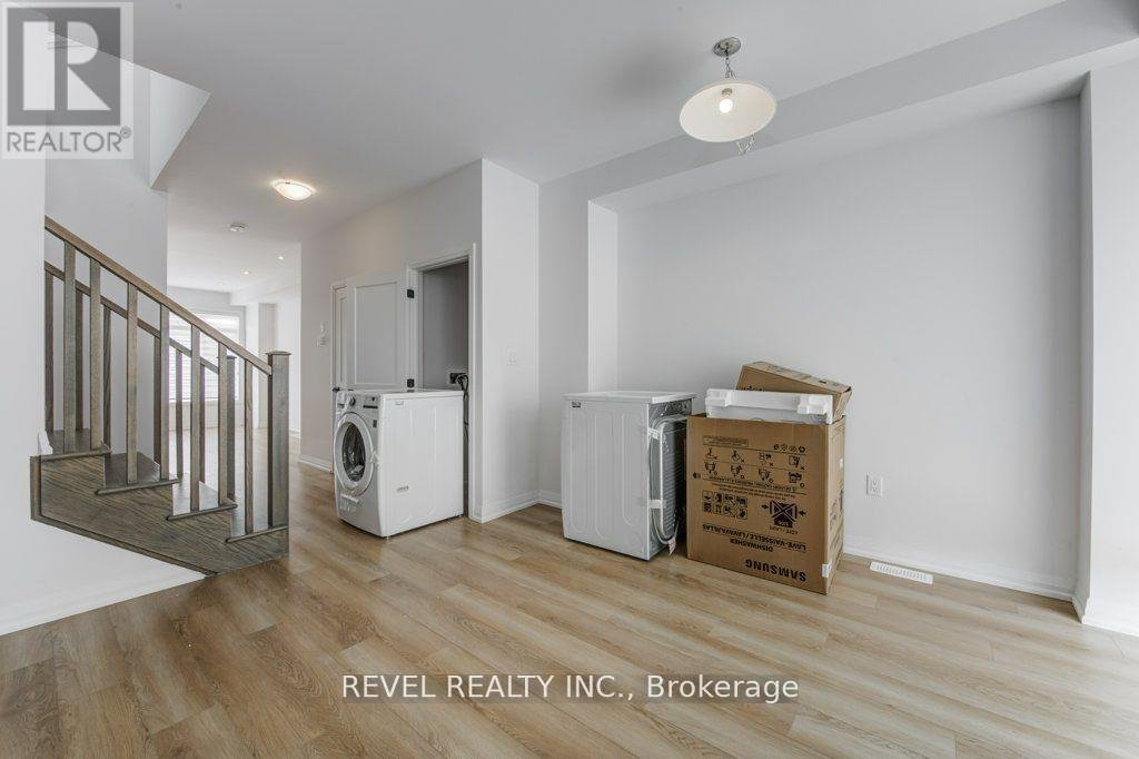 70 - 120 COURT DRIVE - Photo 18
