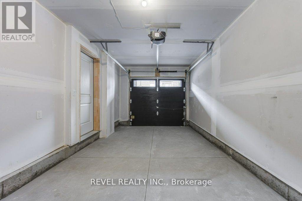 70 - 120 COURT DRIVE - Photo 31