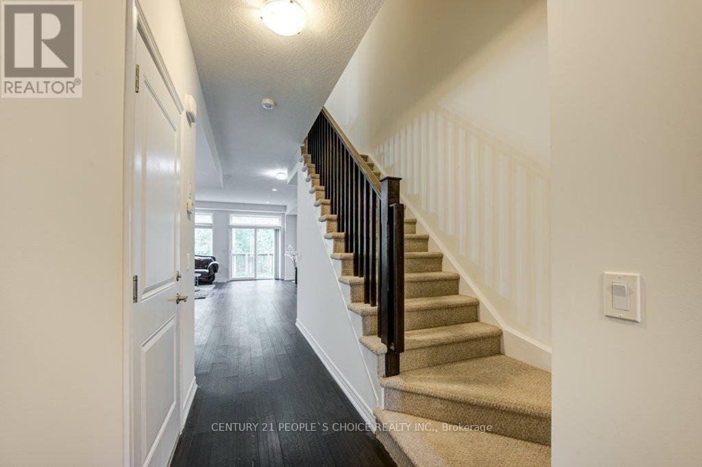 30 - 77 DIANA AVENUE - Photo 3