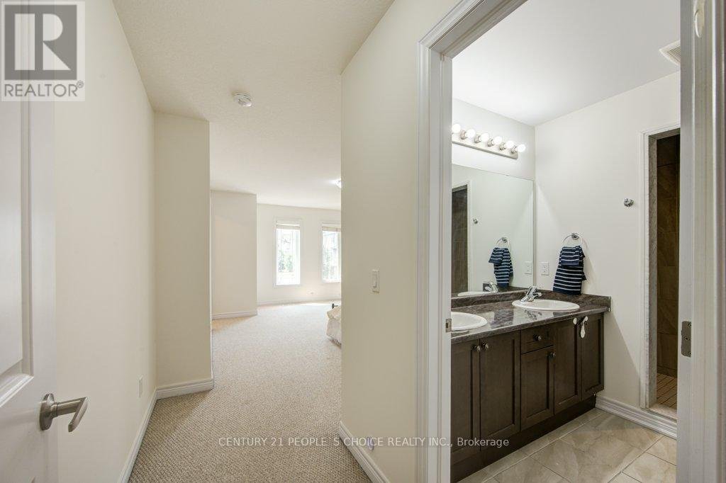 30 - 77 DIANA AVENUE - Photo 26