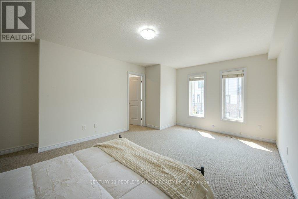 30 - 77 DIANA AVENUE - Photo 32