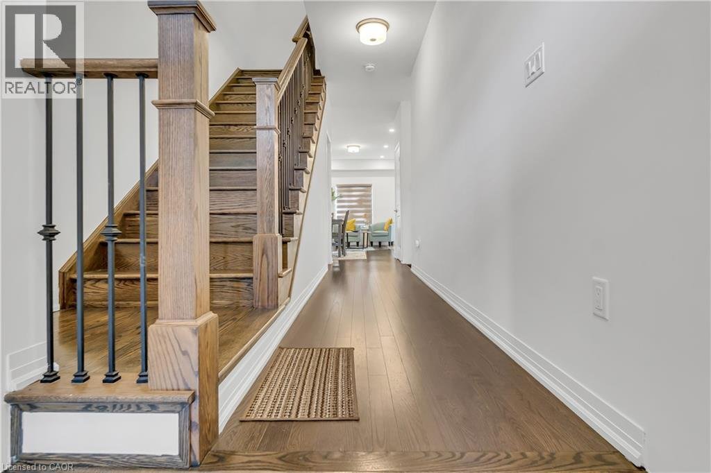 28 DENNIS Avenue - Photo 4
