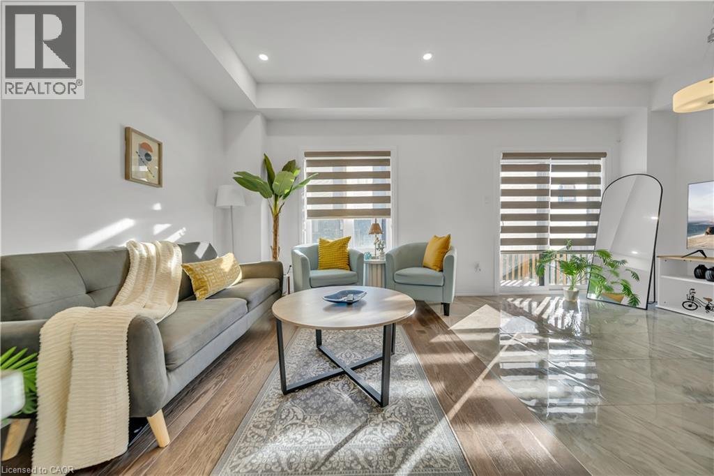28 DENNIS Avenue - Photo 5