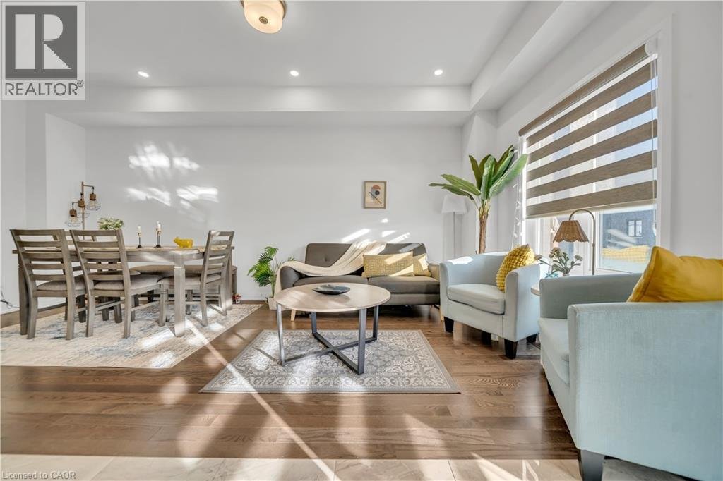 28 DENNIS Avenue - Photo 6