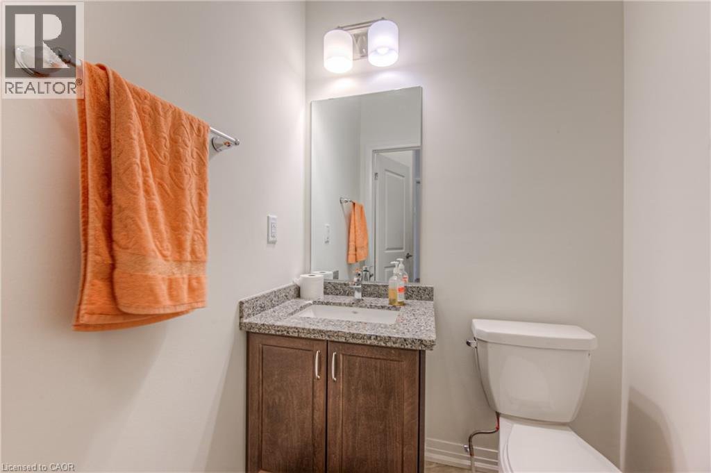 28 DENNIS Avenue - Photo 13