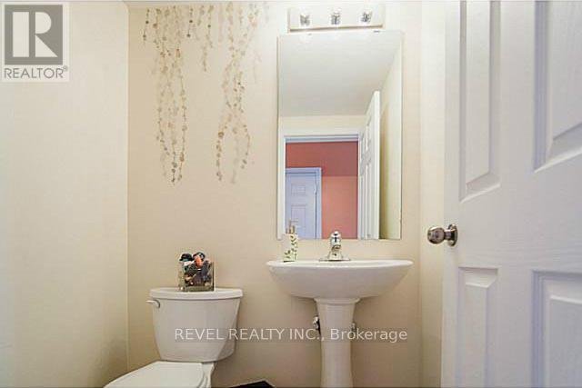 80 BISSET AVENUE - Photo 4
