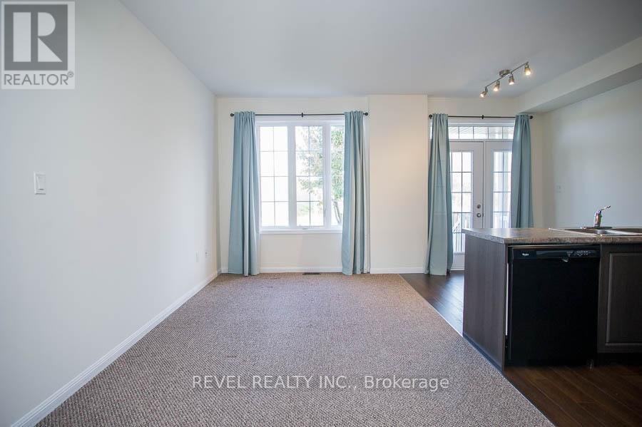 22 - 21 DIANA AVENUE - Photo 6