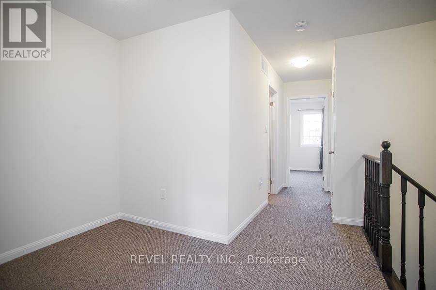 22 - 21 DIANA AVENUE - Photo 11