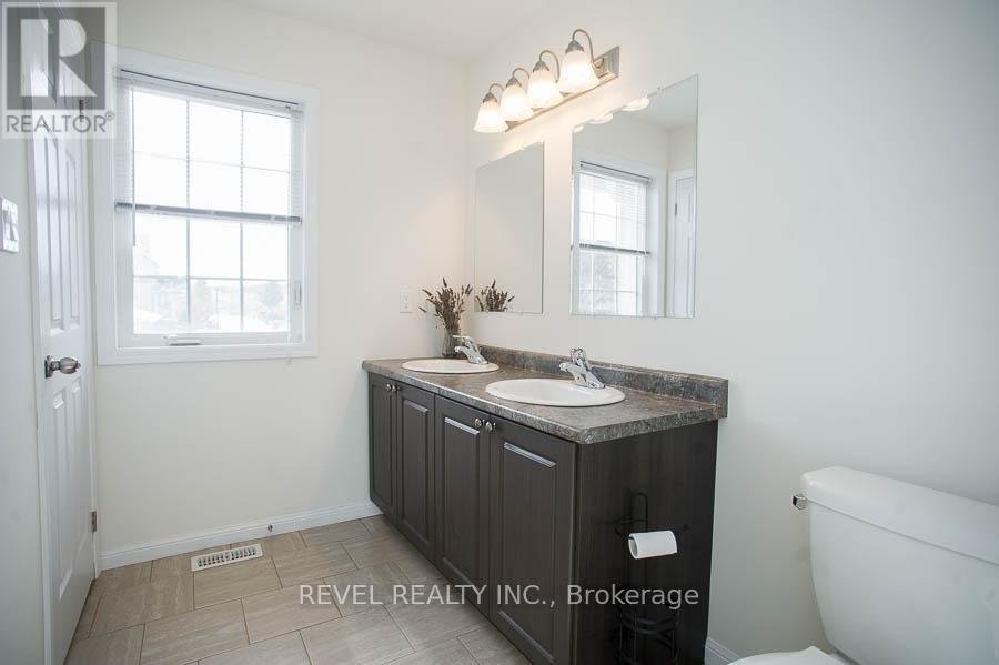 22 - 21 DIANA AVENUE - Photo 16