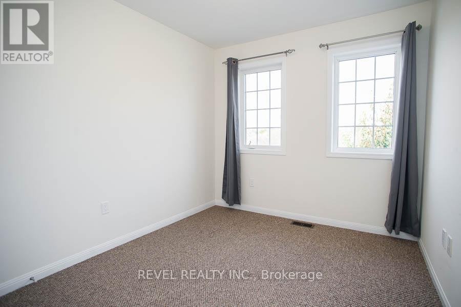 22 - 21 DIANA AVENUE - Photo 17