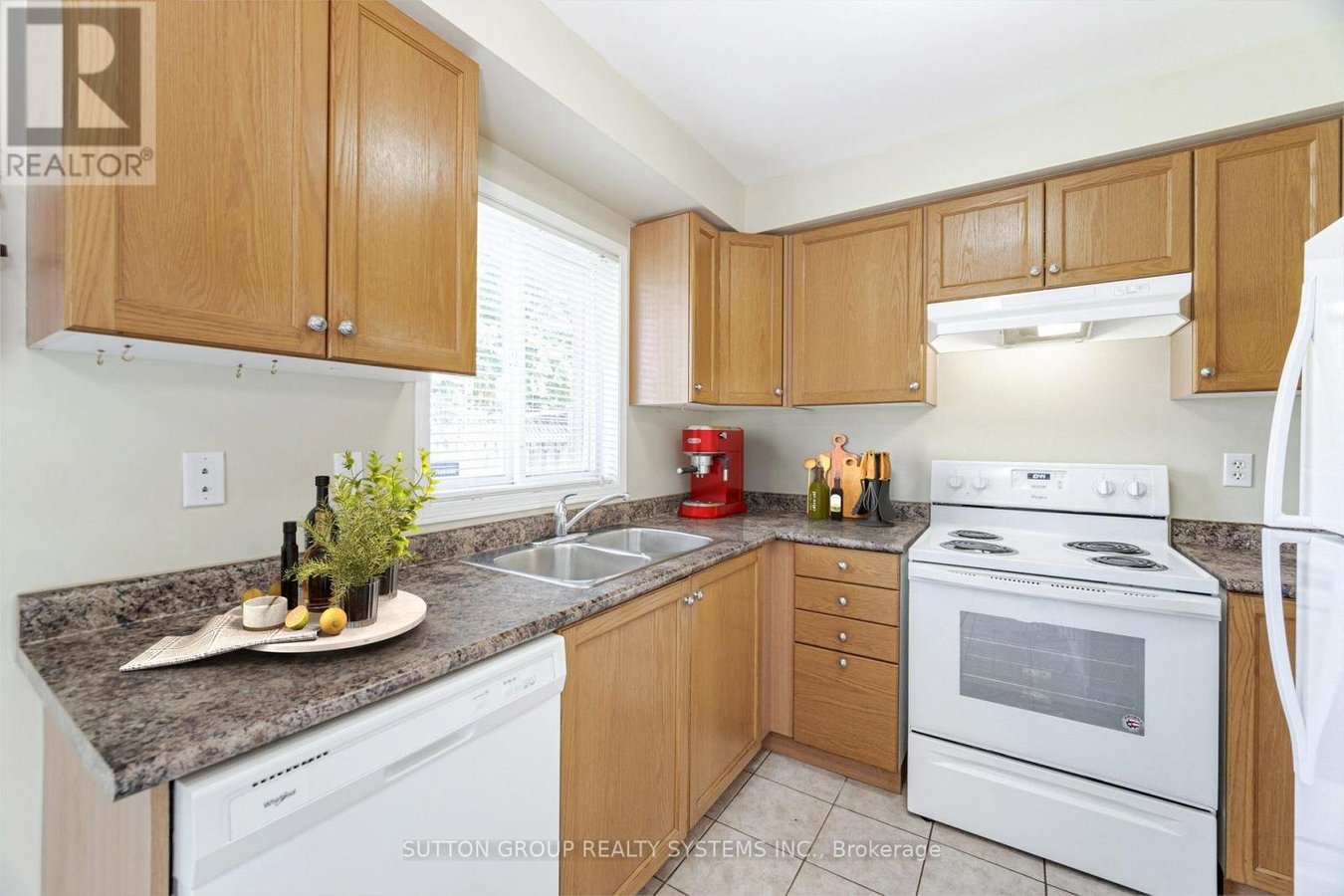 UPPER - 148 OSBORN AVENUE - Photo 7