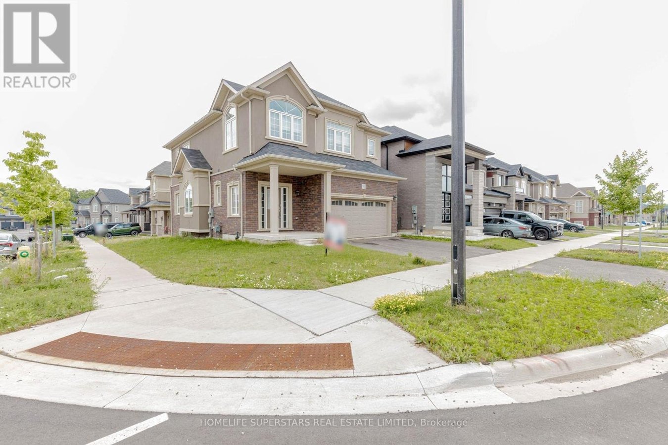 10 MACKLIN STREET - Photo 1