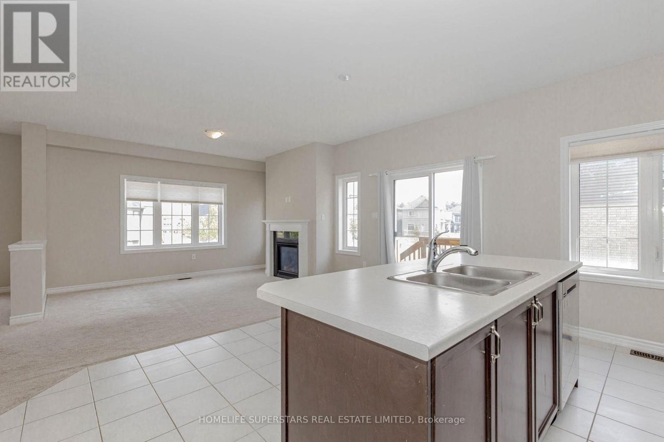 10 MACKLIN STREET - Photo 21