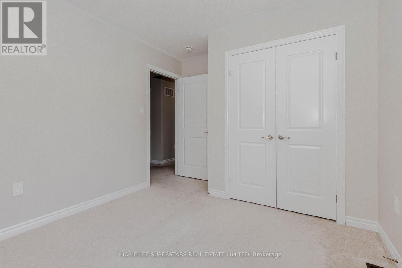 10 MACKLIN STREET - Photo 35