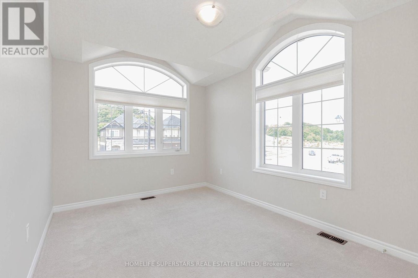 10 MACKLIN STREET - Photo 41