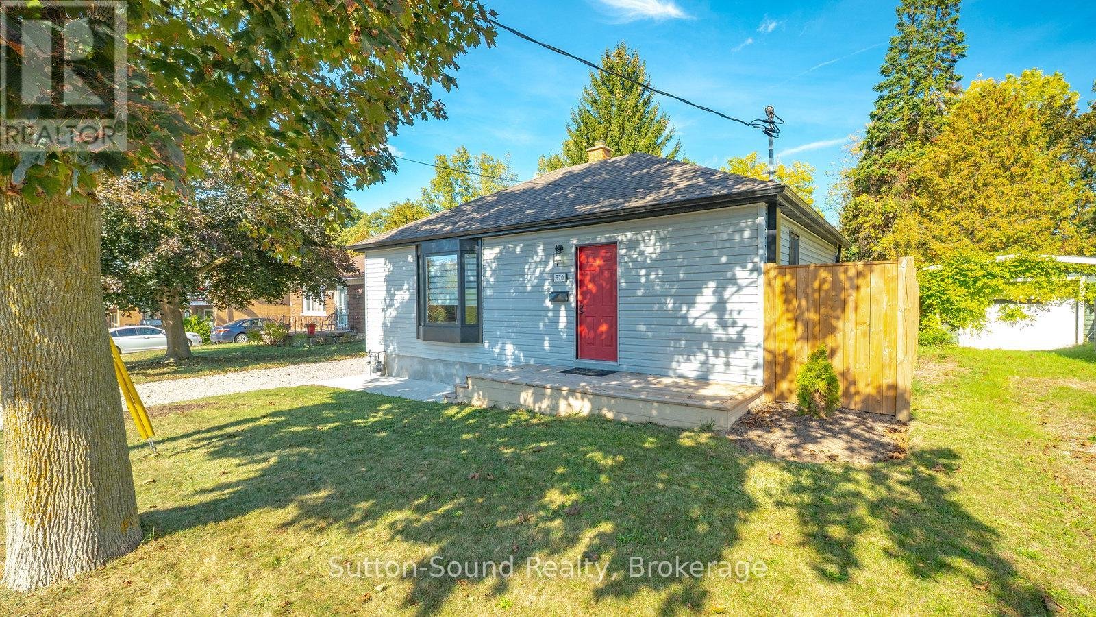 370 GREY STREET - Photo 3