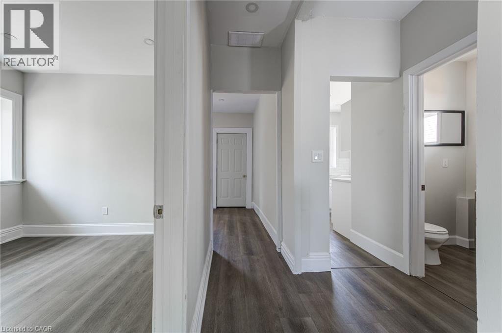 200 PARK Avenue Unit# Upper - Photo 16