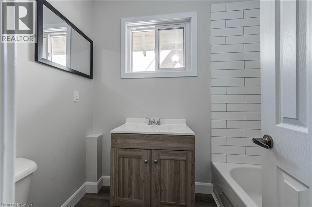 200 PARK Avenue Unit# Upper - Photo 21