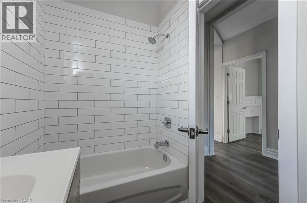 200 PARK Avenue Unit# Upper - Photo 22