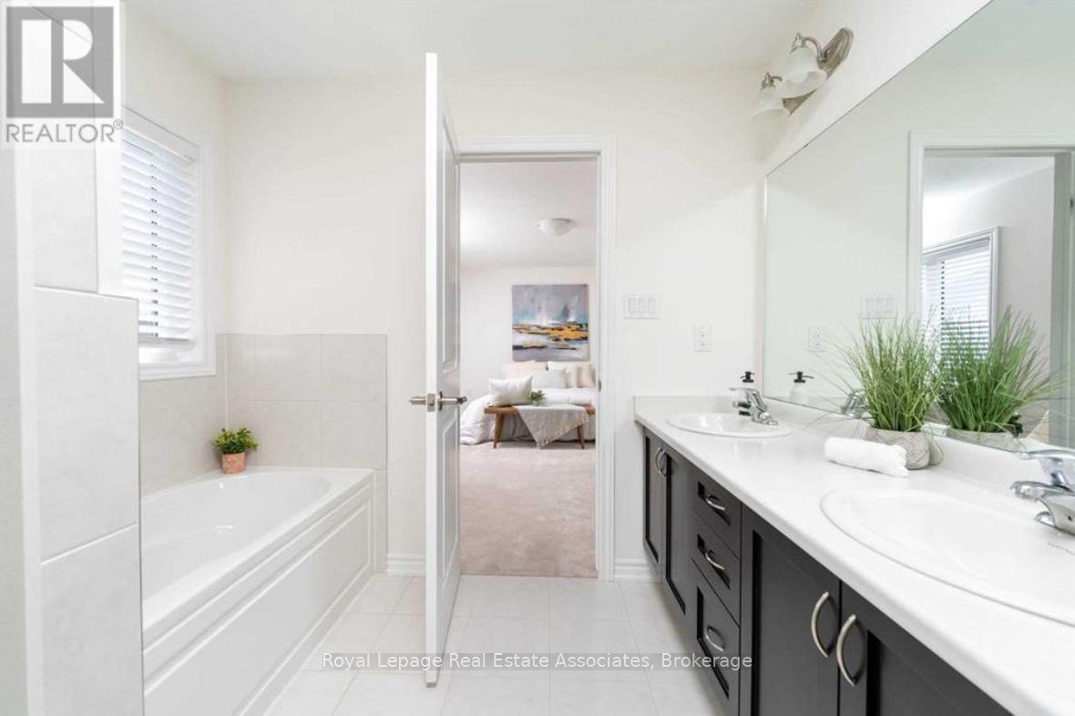4 BILANSKI FARM ROAD - Photo 10