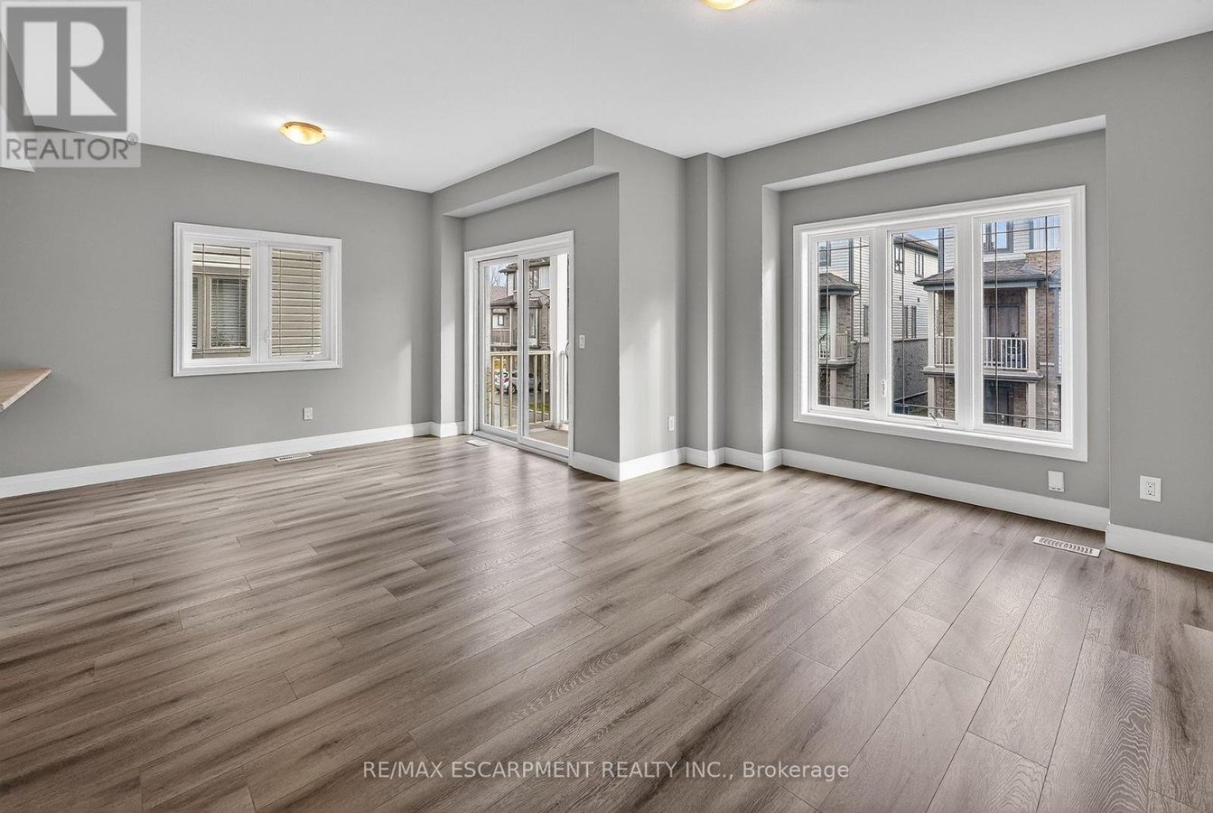 134 - 77 DIANA AVENUE - Photo 10