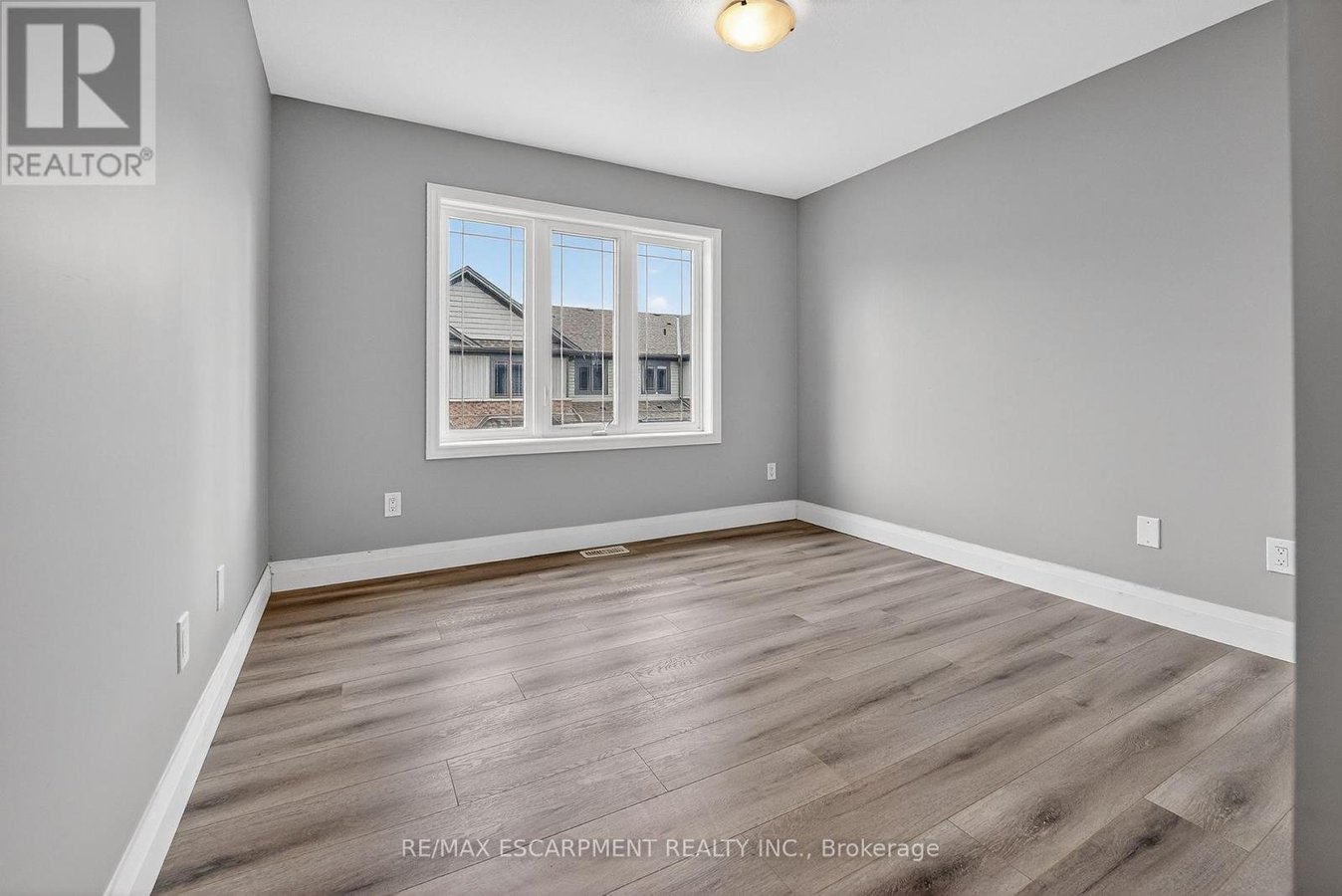 134 - 77 DIANA AVENUE - Photo 13