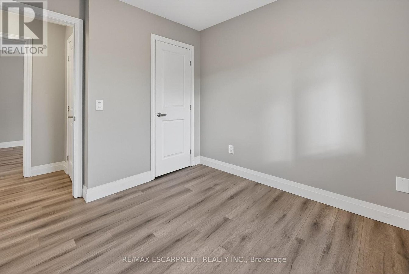 134 - 77 DIANA AVENUE - Photo 20