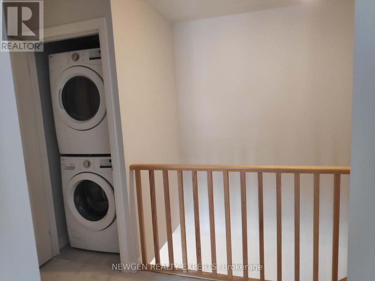 711 - 585 COLBORNE STREET E - Photo 13