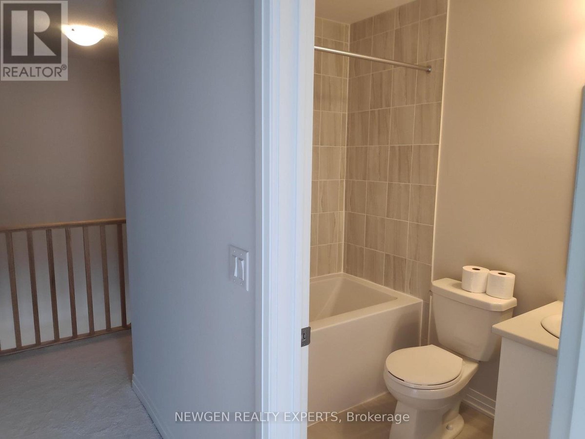 711 - 585 COLBORNE STREET E - Photo 14
