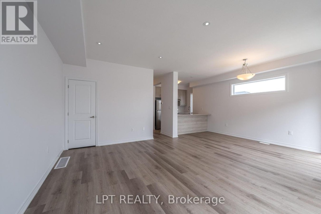 110 - 461 BLACKBURN DRIVE S - Photo 8