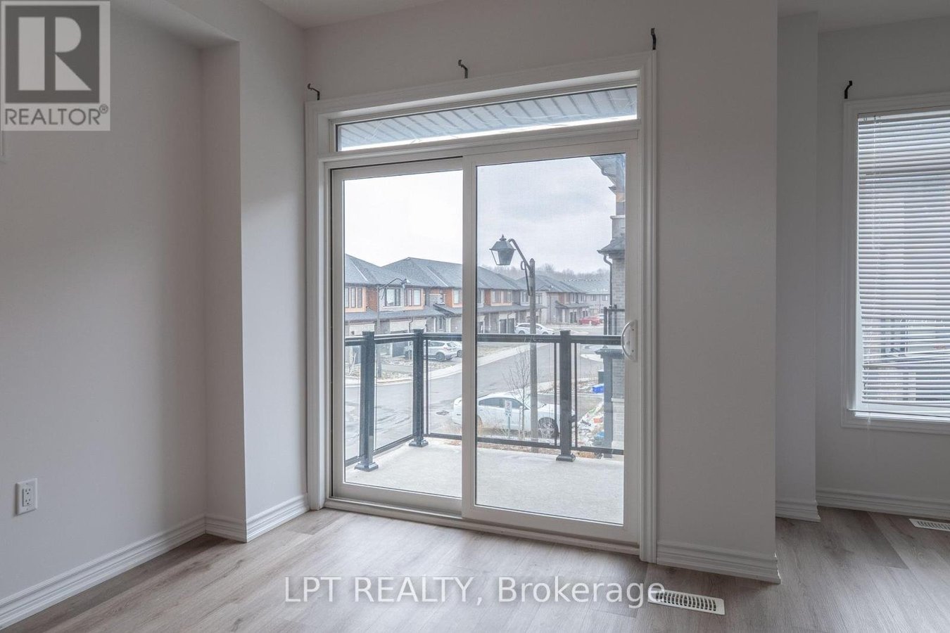 110 - 461 BLACKBURN DRIVE S - Photo 18
