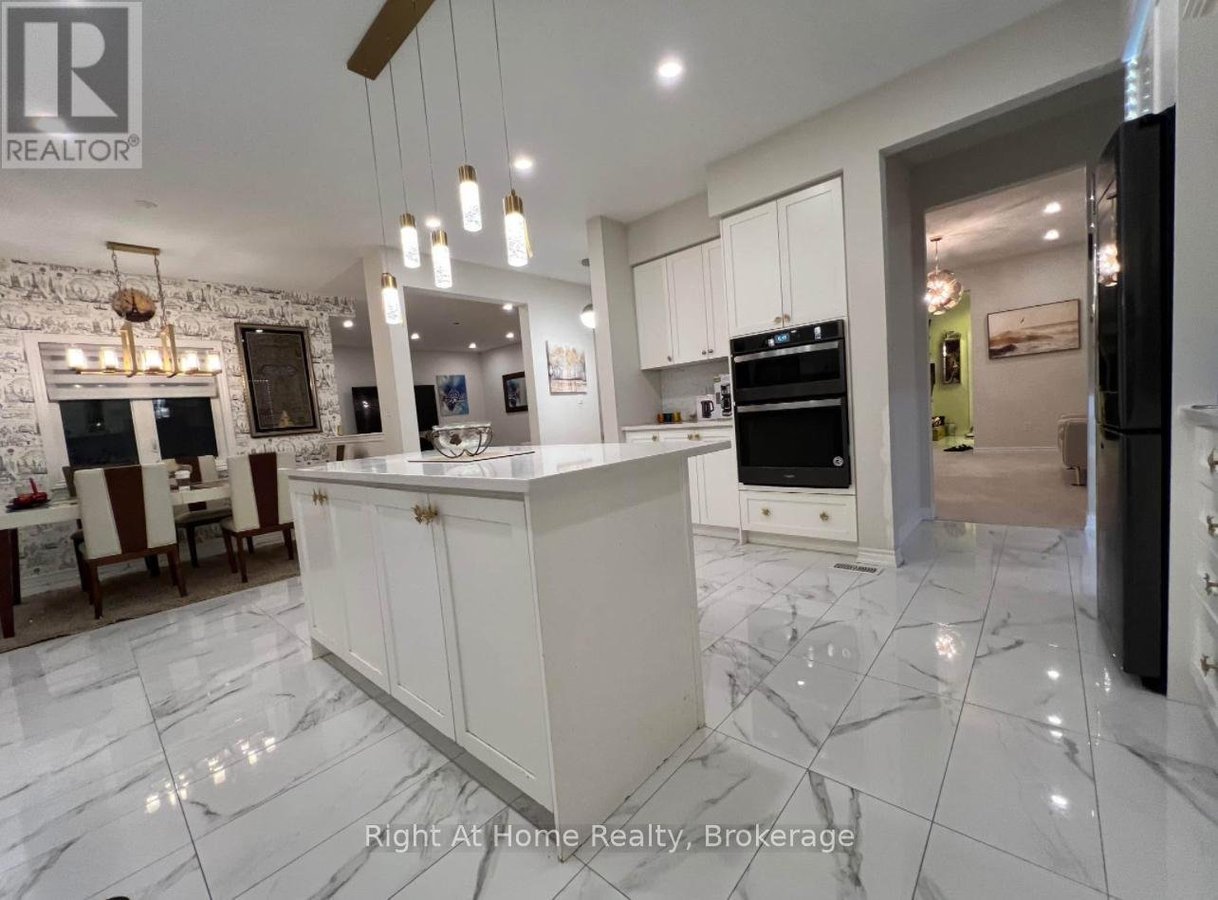 MASTER SUITE - 54 PACE AVENUE - Photo 3