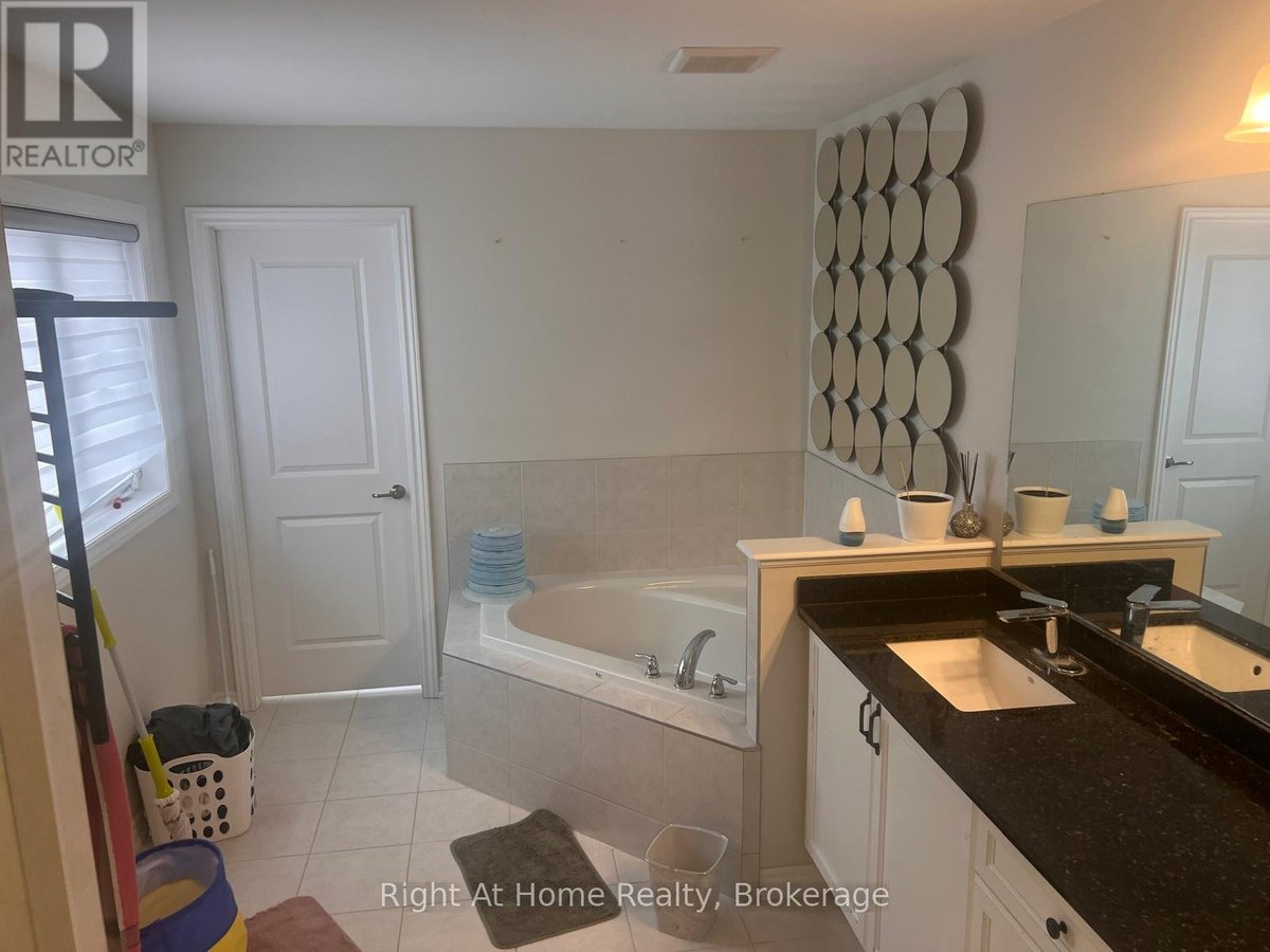 MASTER SUITE - 54 PACE AVENUE - Photo 14