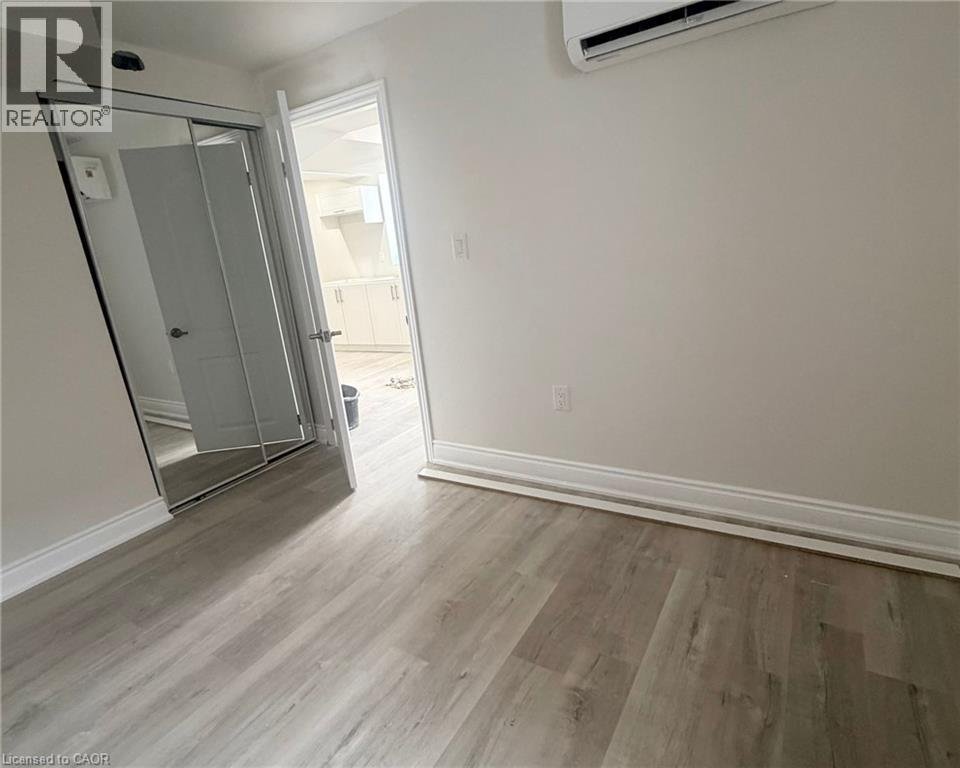 88 JUNE CALLWOOD Avenue Unit# LOWER - Photo 8
