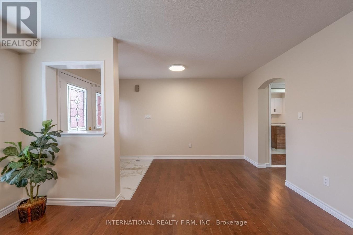102 HUNTER WAY - Photo 3