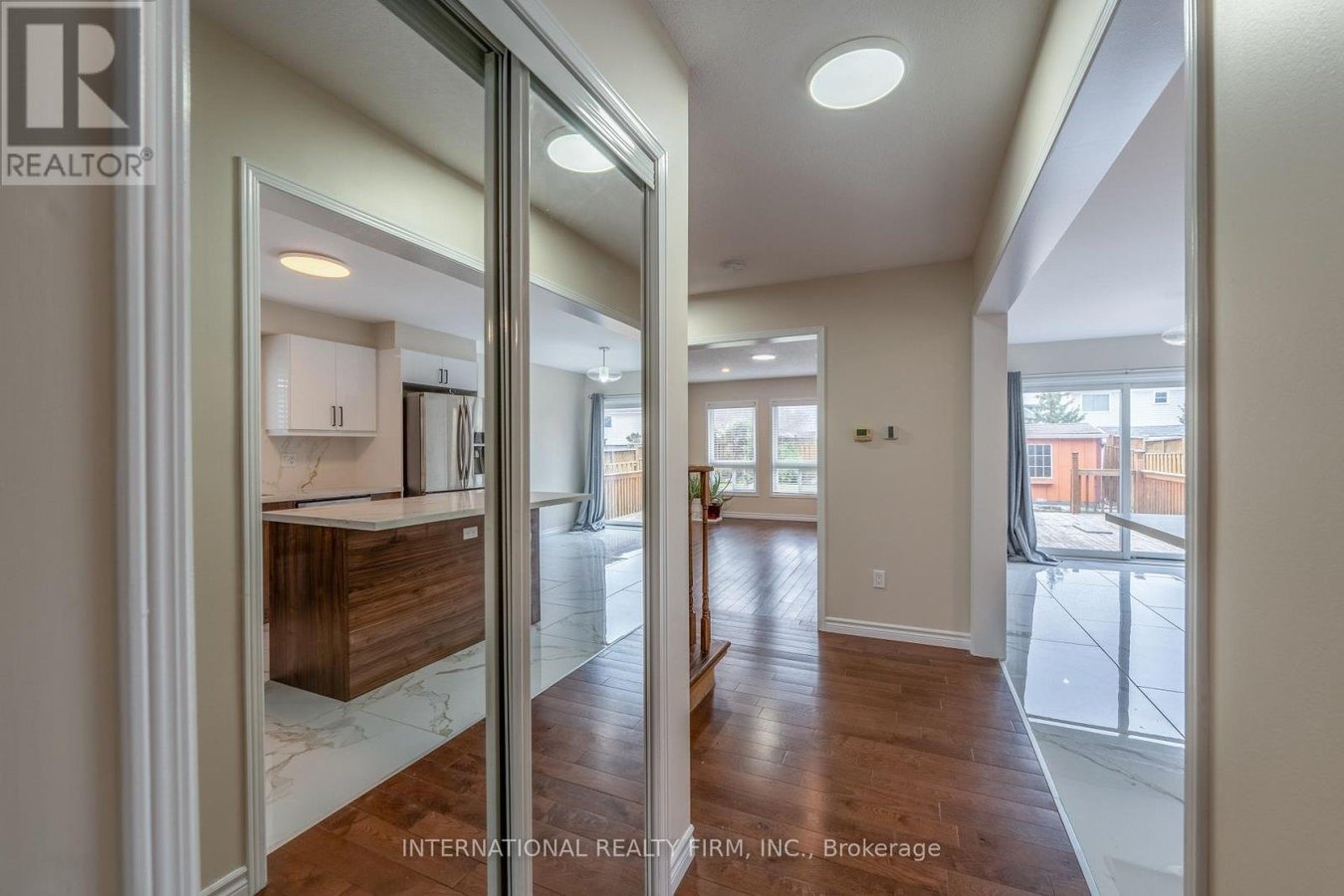 102 HUNTER WAY - Photo 5