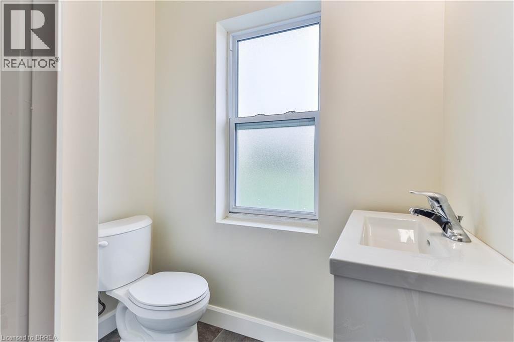 321 DALHOUSIE Street Unit# B - Photo 11