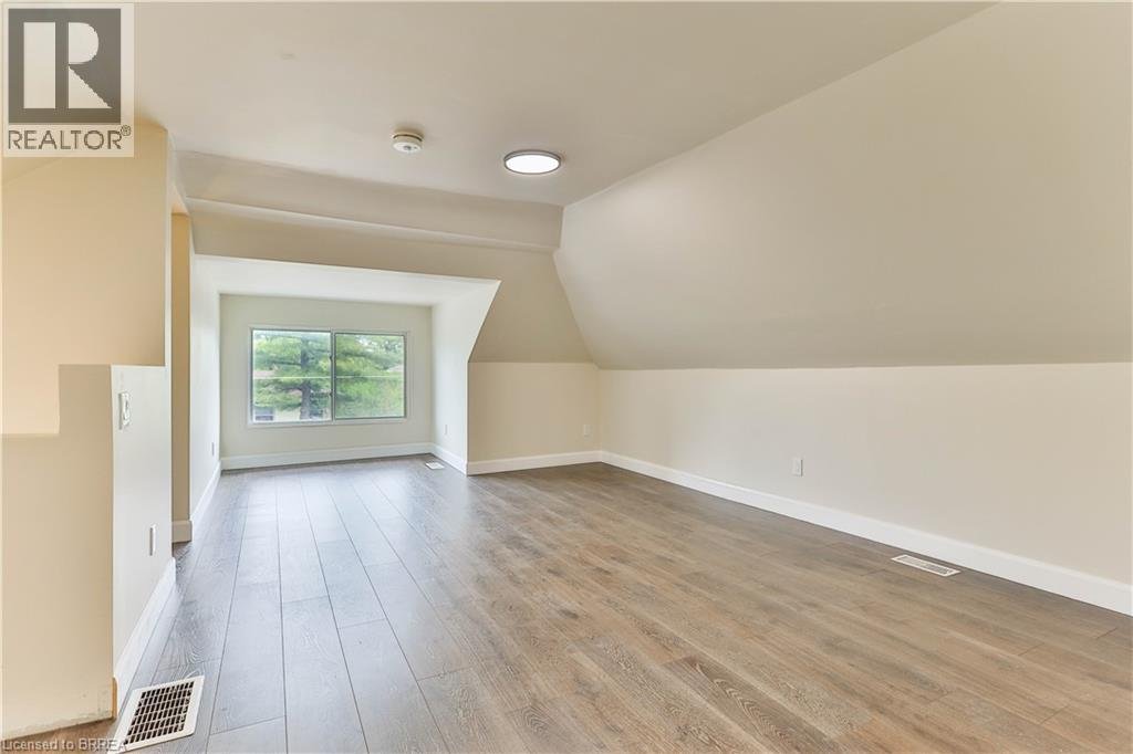 321 DALHOUSIE Street Unit# B - Photo 13