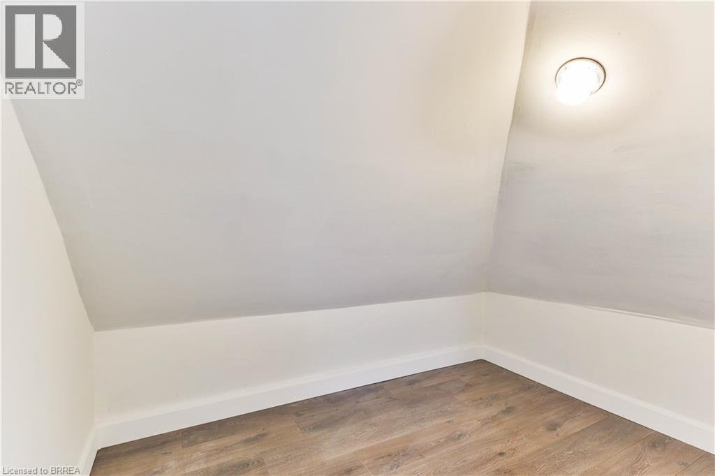 321 DALHOUSIE Street Unit# B - Photo 17