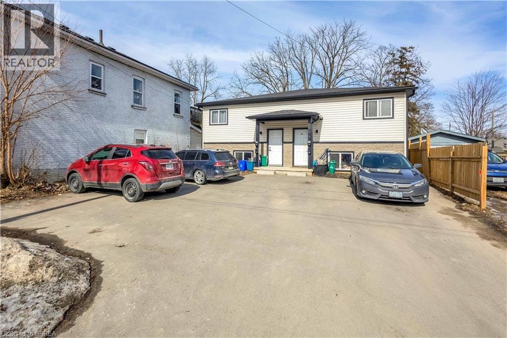 306 DALHOUSIE Street Unit# C - Photo 2