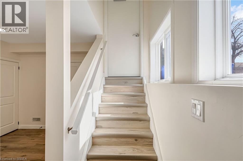 306 DALHOUSIE Street Unit# C - Photo 4