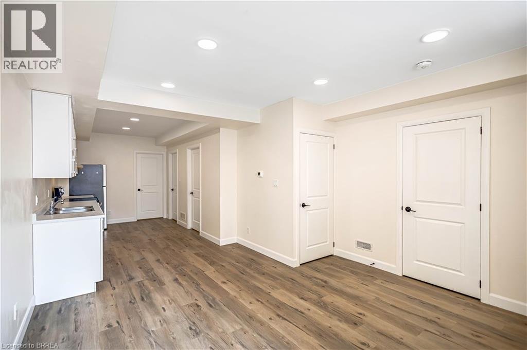 306 DALHOUSIE Street Unit# C - Photo 8