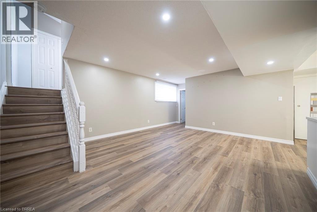 53 MEMORIAL Drive Unit# LOWER - Photo 3