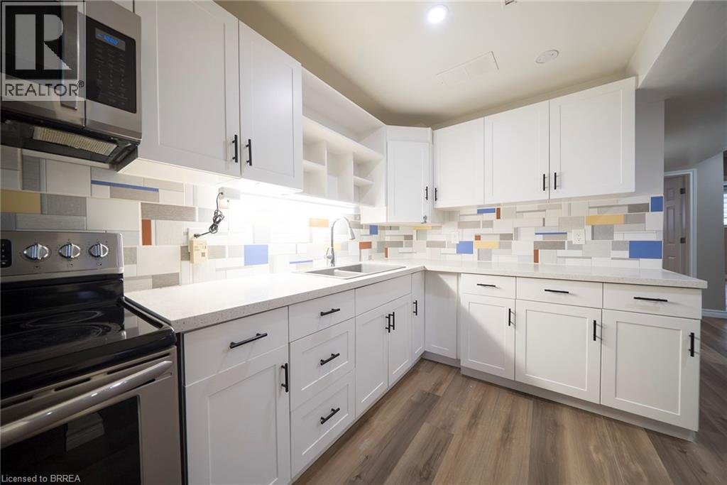53 MEMORIAL Drive Unit# LOWER - Photo 7