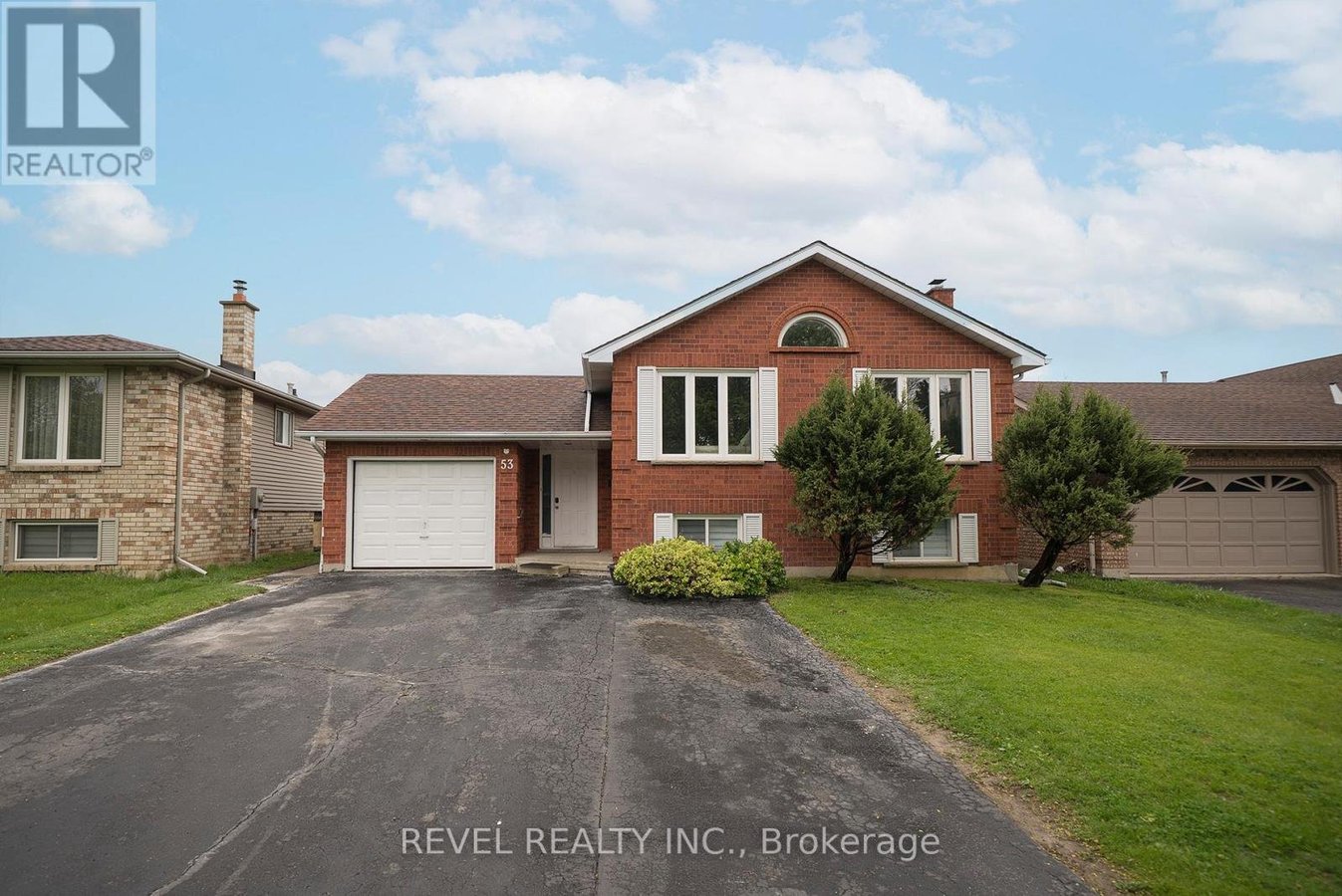 LOWER - 53 MEMORIAL DRIVE - Photo 1