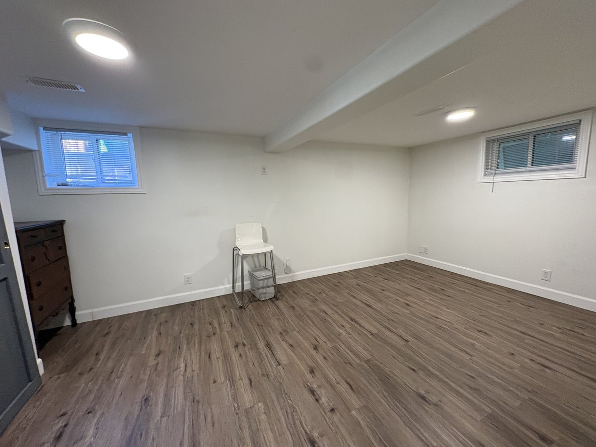 216 Wellington Street - Photo 7