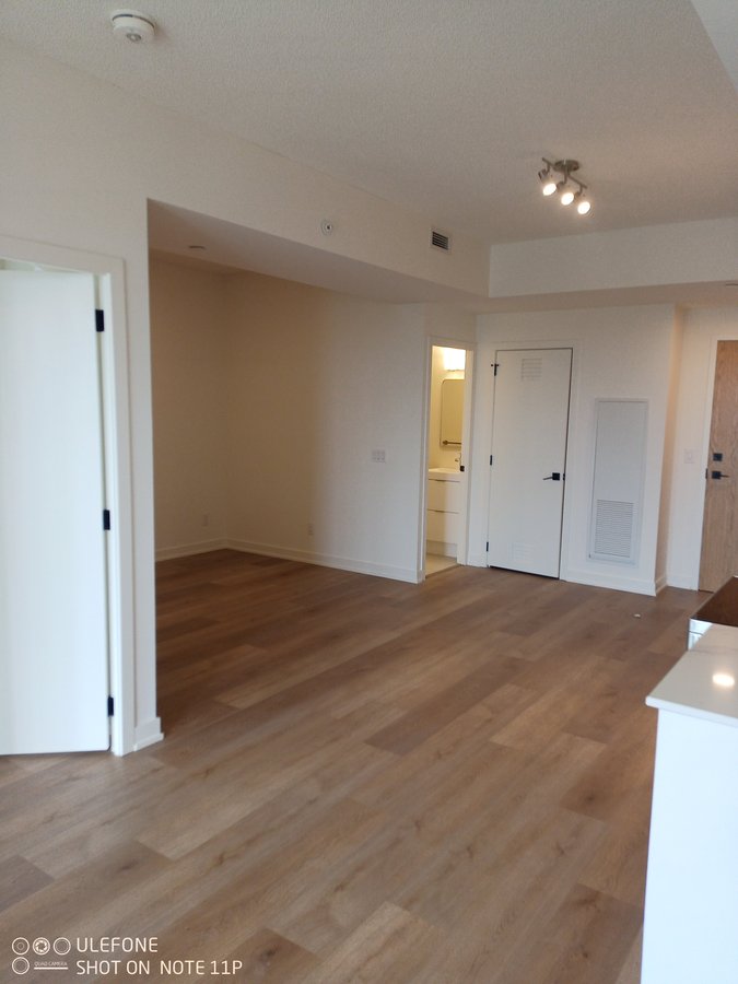 33 Erie Avenue - Photo 9